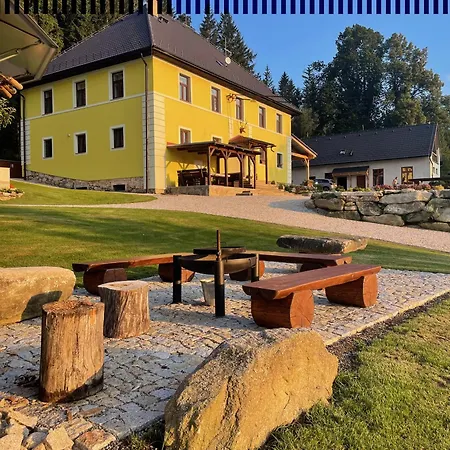 Apartmany Hajovna Lipno Loučovice Zewnętrze zdjęcie