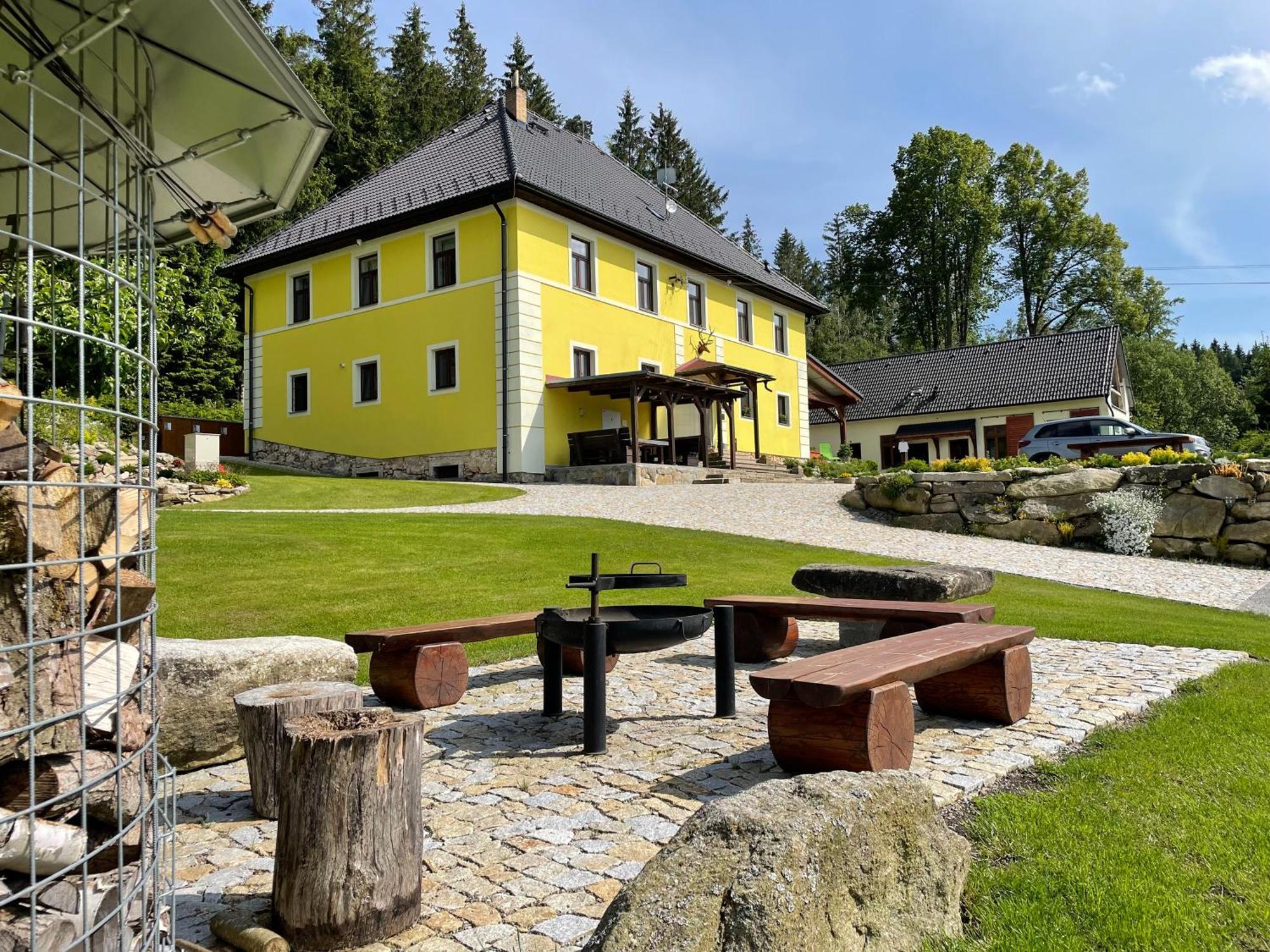 Hajovna Lipno Apartment Loucovice